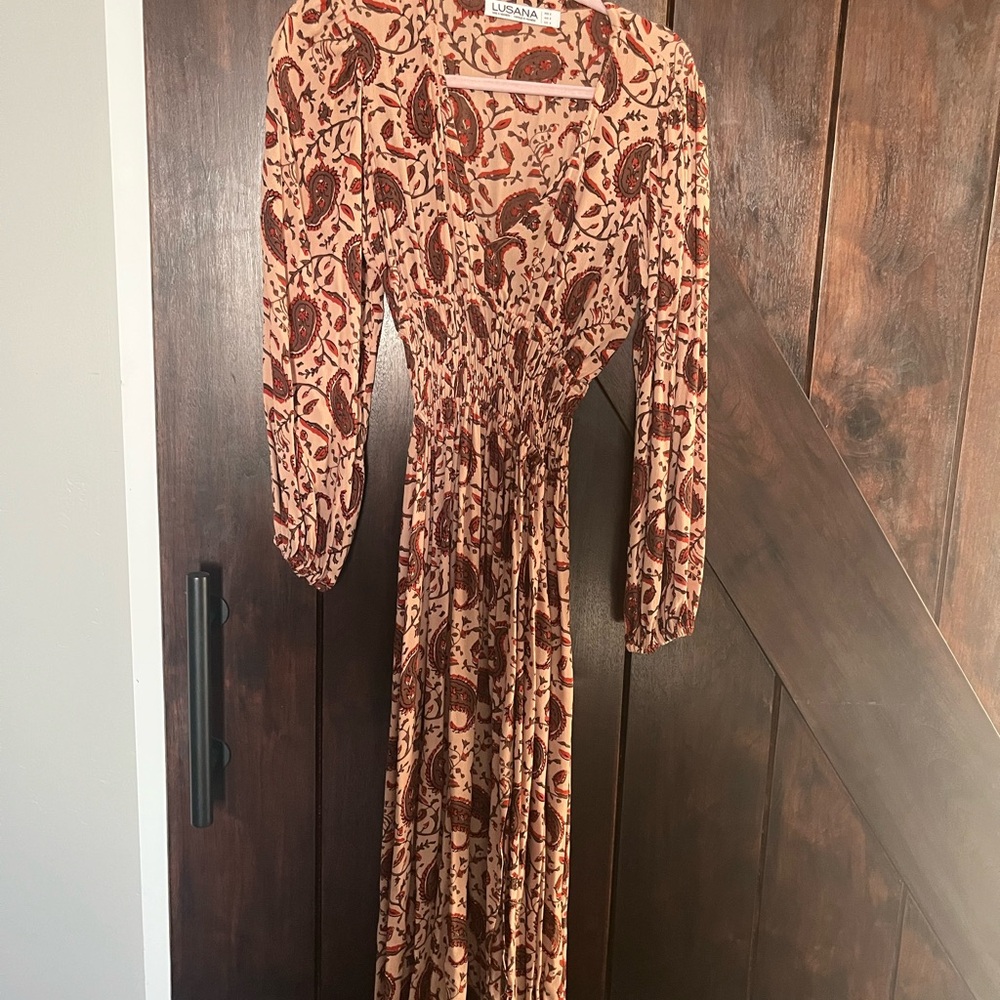 Elegant Paisley Print Maxi Dress